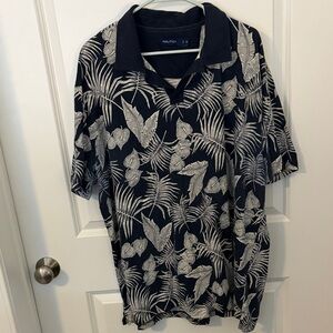 Nautica Men's Black and White Leaf Polo